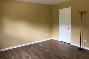 7607 Fontainebleau Dr, Hyattsville, MD 20784 - Photo 9