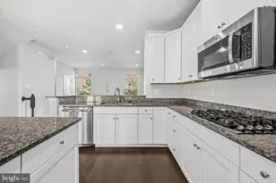 14311 Ridge View Ln, Laurel, MD 20707 - Photo 13