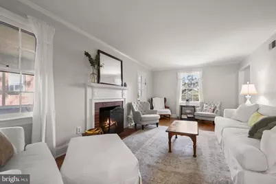 6904 Wake Forest Drive, College Park, MD 20740 - Photo 9