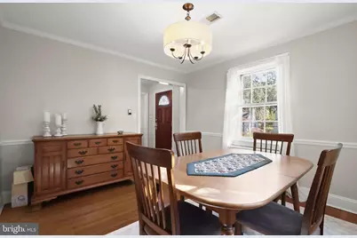 6904 Wake Forest Drive, College Park, MD 20740 - Photo 11