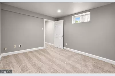 6904 Wake Forest Drive, College Park, MD 20740 - Photo 33