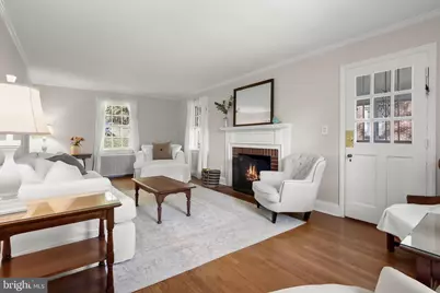 6904 Wake Forest Drive, College Park, MD 20740 - Photo 7