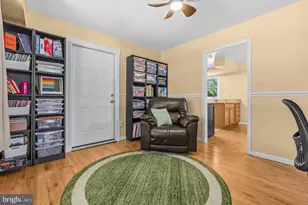 3807 Winchester Ln, Bowie, MD 20715 - Photo 11