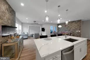 102 St Ives Pl, Oxon Hill, MD 20745 - Photo 9