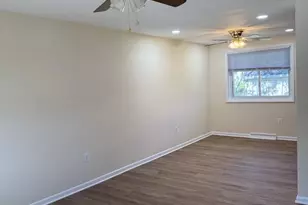 5208 Edgewood Rd, College Park, MD 20740 - Photo 17