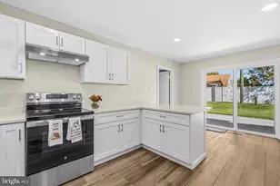 12224 Wynmore Ln, Bowie, MD 20715 - Photo 13
