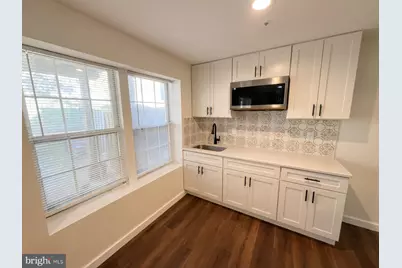 915 Newington Court, Capitol Heights, MD 20743 - Photo 5