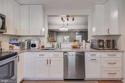 7336 Green Oak Terrace, Lanham, MD 20706 - Photo 3