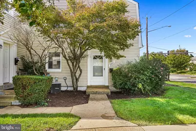 2805 Iverson Street #121, Temple Hills, MD 20748 - Photo 3