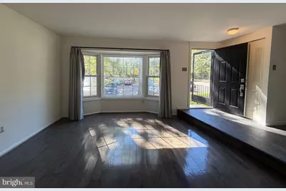 6921 Woodstream Lane, Lanham, MD 20706 - Photo 5