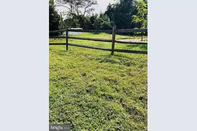 5902 Fisher Road, Temple Hills, MD 20748 - Photo 3
