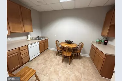 2201 Main Street #1B, Chester, MD 21619 - Photo 3