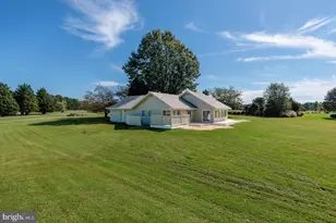 102 Golf Ct, Stevensville, MD 21666 - Photo 3