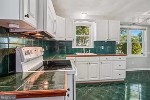 1870 Harbor Dr, Chester, MD 21619 - Photo 11