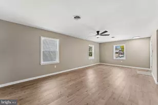 1906 Harbor Dr, Chester, MD 21619 - Photo 11