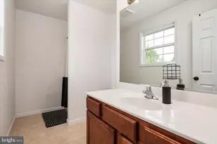 200 Newtown Rd, Chester, MD 21619 - Photo 25