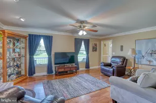 219 Overlook Dr, Queenstown, MD 21658 - Photo 29