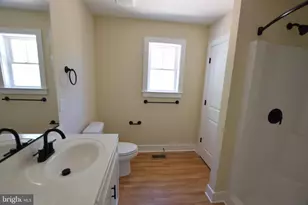1921 Harbor Dr, Chester, MD 21619 - Photo 5