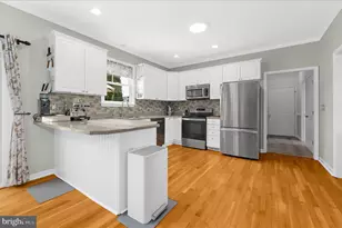 988 White Marsh Rd, Centreville, MD 21617 - Photo 9