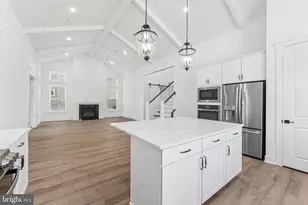 323 Kingfisher Ln, Chester, MD 21619 - Photo 11