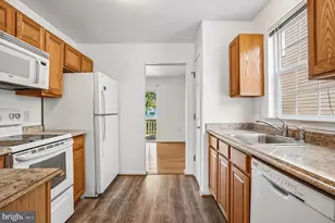 1025 Dundee Ct, Chester, MD 21619 - Photo 5