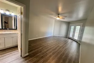 8013 Bridgepointe Dr, Chester, MD 21619 - Photo 11