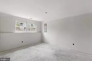 23570 Myrtle Point Rd, California, MD 20619 - Photo 9