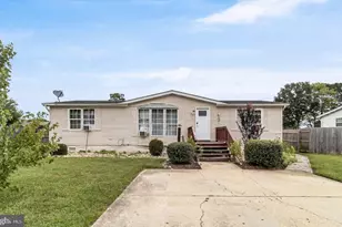 45880 S Springsteen Ct, California, MD 20619 - Photo 1