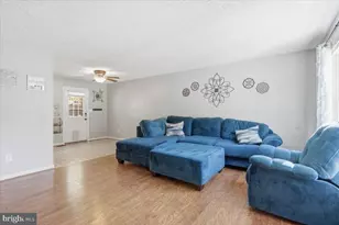 41886 Stephen Young Ct, Hollywood, MD 20636 - Photo 3