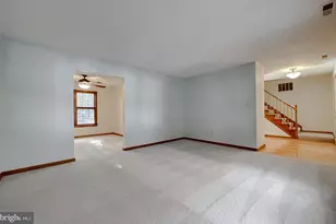 23272 Hickory Hollow Ln, California, MD 20619 - Photo 11