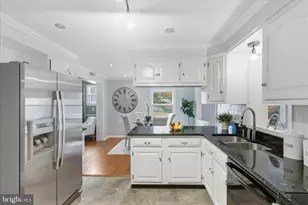 27420 Birch Manor Cir, Mechanicsville, MD 20659 - Photo 9