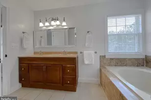 44180 Cross Bow Ln, California, MD 20619 - Photo 29