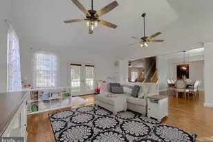 44180 Cross Bow Ln, California, MD 20619 - Photo 9