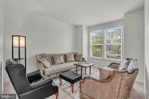 43998 Swift Fox Dr, California, MD 20619 - Photo 3