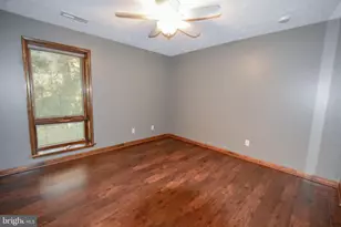 23247 White Birch Ct, California, MD 20619 - Photo 17