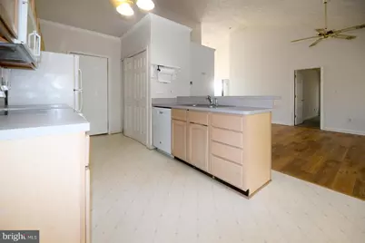 22226 Valleyview Drive, Great Mills, MD 20634 - Photo 7