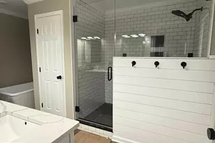 23103 Piney Wood Cir, California, MD 20619 - Photo 7