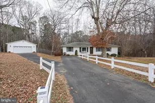 44199 St Andrews Ln, California, MD 20619 - Photo 3