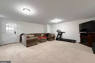 21165 Lizmill Way, California, MD 20619 - Photo 55