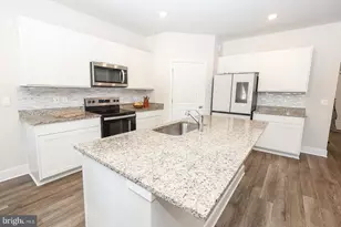 20945 Rowan Knight Dr, Lexington Park, MD 20653 - Photo 9