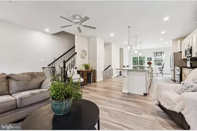 45429 Englewood Way, California, MD 20619 - Photo 9