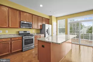 43748 Winterberry Wy, California, MD 20619 - Photo 3