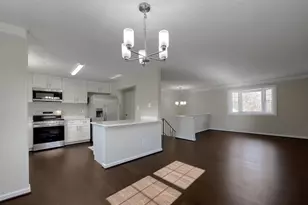 39800 Daniel Cir, Mechanicsville, MD 20659 - Photo 9