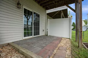 43539 Wild Iris St, California, MD 20619 - Photo 33