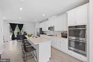 23459 Sugar Pine Ln, California, MD 20619 - Photo 7