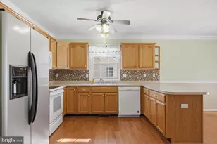 22397 Sandra Ln, California, MD 20619 - Photo 15