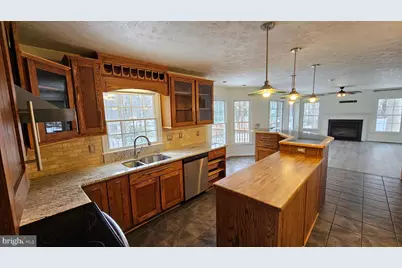 23188 Cherry Hill Court, California, MD 20619 - Photo 9