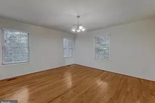 19825 Fall Ct, Great Mills, MD 20634 - Photo 11