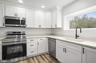 19717 Oak Ct, Lexington Park, MD 20653 - Photo 7
