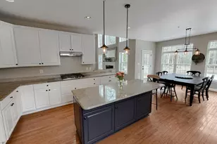 22884 Thornbury Dr, Hollywood, MD 20636 - Photo 9